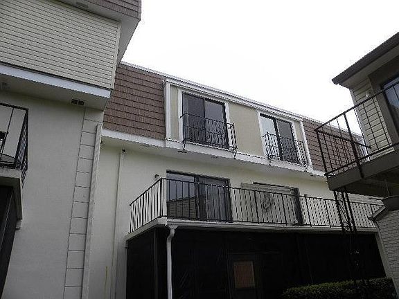2nd image of 6087 Village Cir #6087