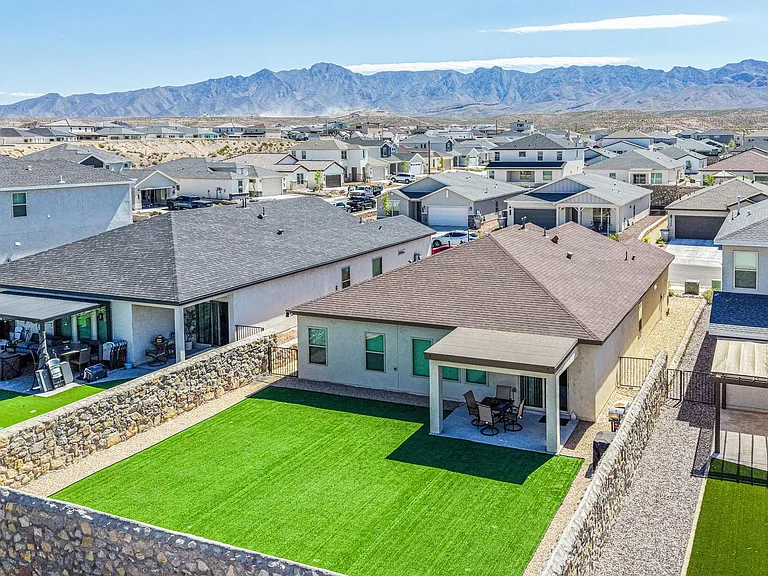 2245 Small Mountain Pl — Photo 29