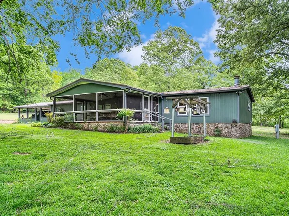 3665 Wax Rd SE, Aragon, GA 30104