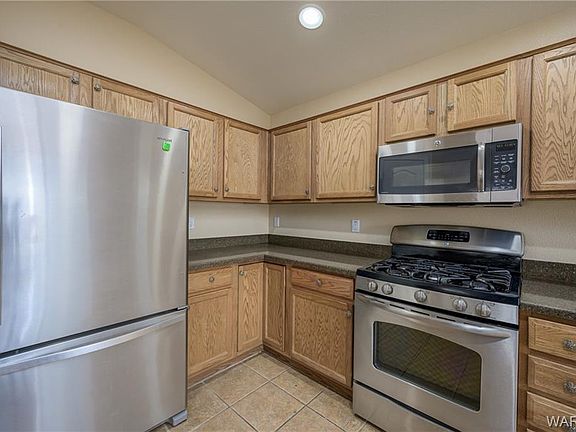 4th image of 2435 Topanga Dr