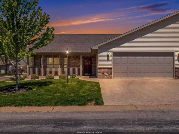 1359 Moonlight Ln, Fond Du Lac, WI 54937