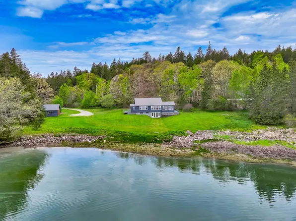 77 Merchants Point Drive, Deer Isle, ME 04627