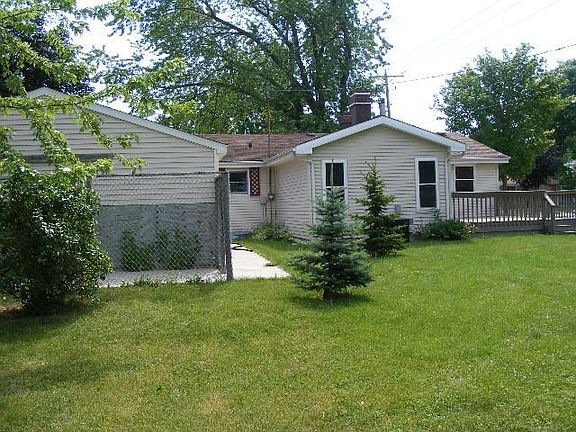 2nd image of 1707 Chapman Ave