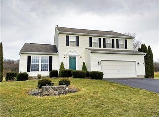 4958 Tinderbox Cir, Manlius, NY 13104