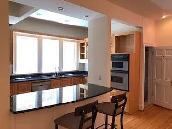 323 Court St — Photo 4