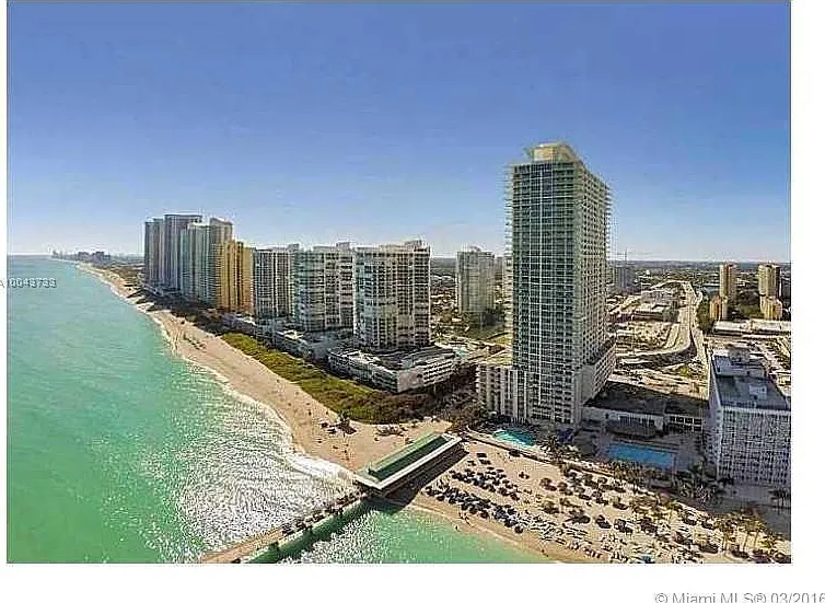 2 bed, 1266 sqft, $4,950 — Photo 2