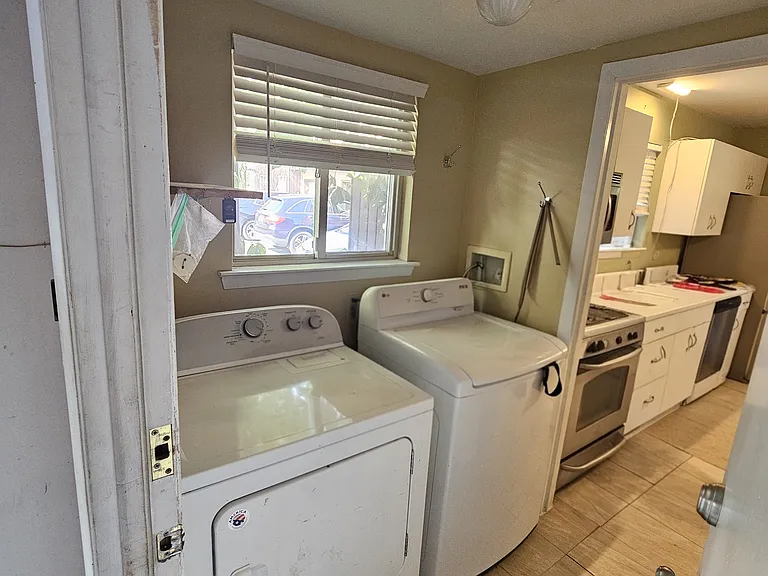Mud Room & Laundry