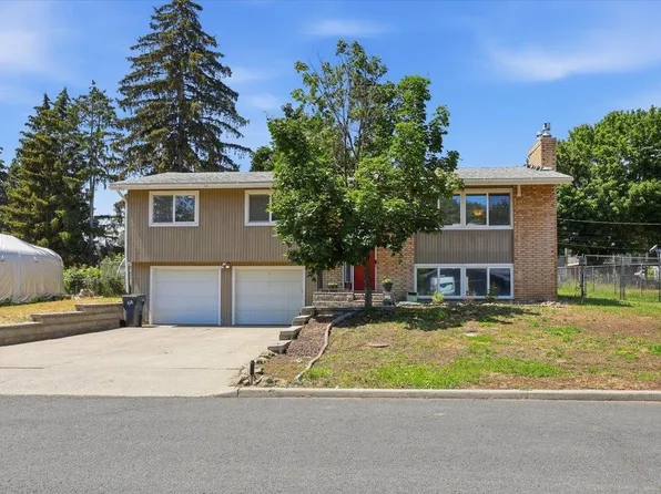 436 N 4th St, Cheney, WA 99004