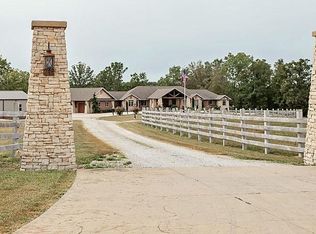8990 Mountain Valley Rd, Mountain Grove, MO 65711
