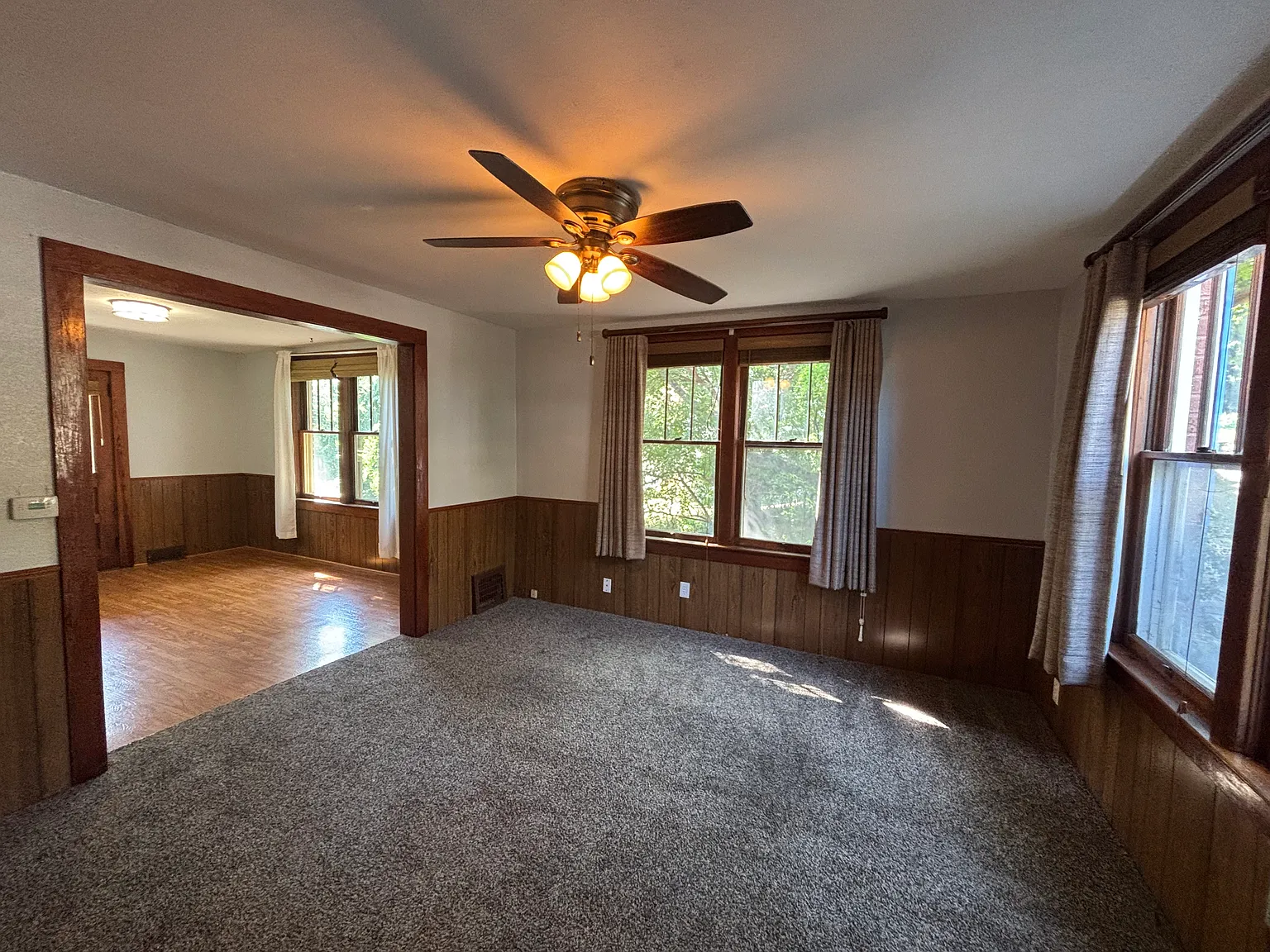 2 bed, 850 sqft, $1,315 — Photo 3