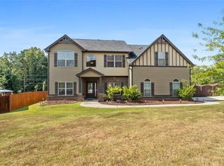 2748 Village Park Dr E, Ellenwood, GA 30294
