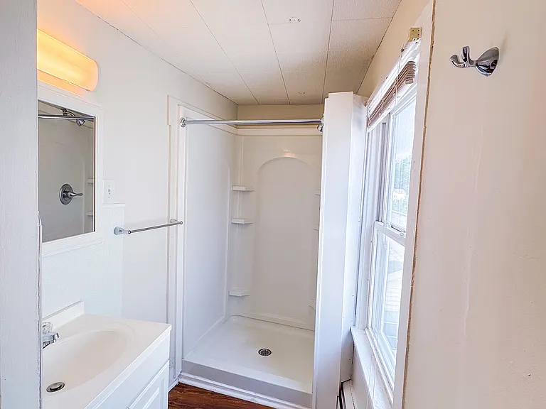 816 A St #201 — Photo 12