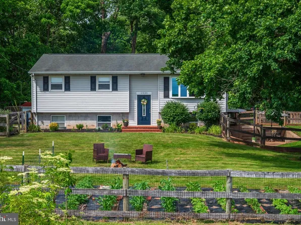1935 Trevanion Rd, Taneytown, MD 21787