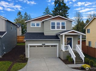 10623 SE 265th Pl, Kent, WA 98030