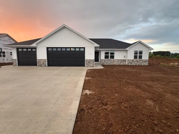 4626 Paul Ln, Green Bay, WI 54313