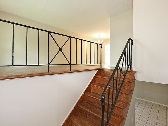 2nd image of 108 Imperial Dr