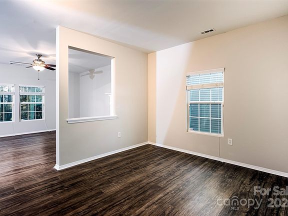 5th image of 4316 Overbecks Ln