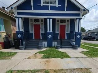 8403 Apricot St, New Orleans, LA 70118