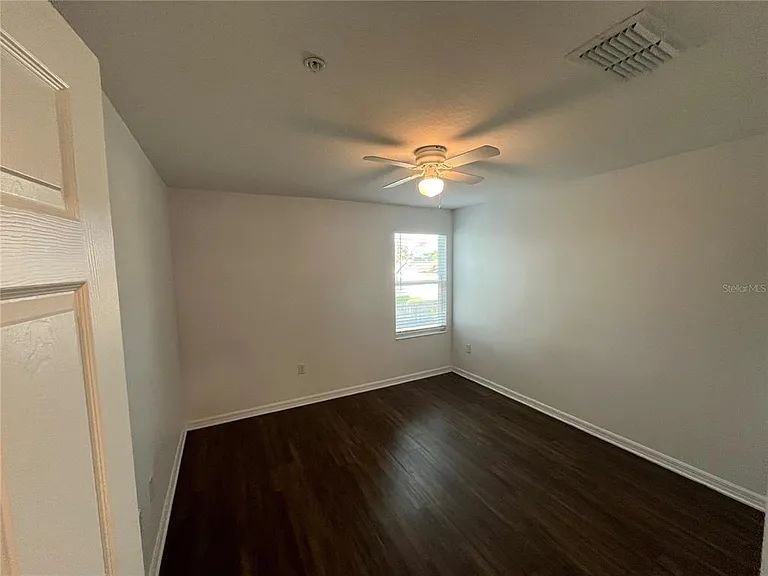 295 Flower Ln #F — Photo 10