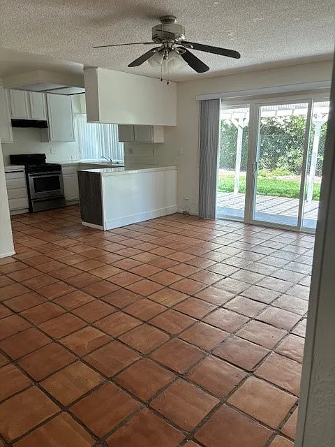 3 bed, 1422 sqft, $2,600 — Photo 3