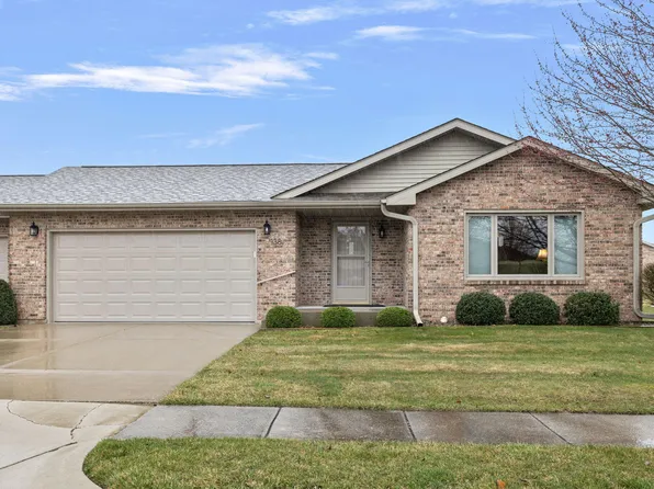 138 Regency Pkwy, La Porte, IN 46350