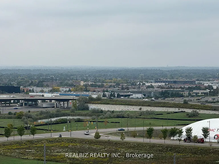 28 Interchange Way #1715 — Photo 12