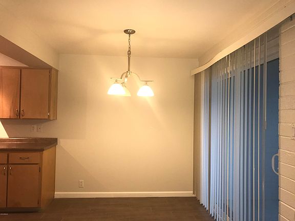 3rd image of 4924 N 73rd St APT 17