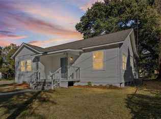 1860 Calmes St, Mobile, AL 36606