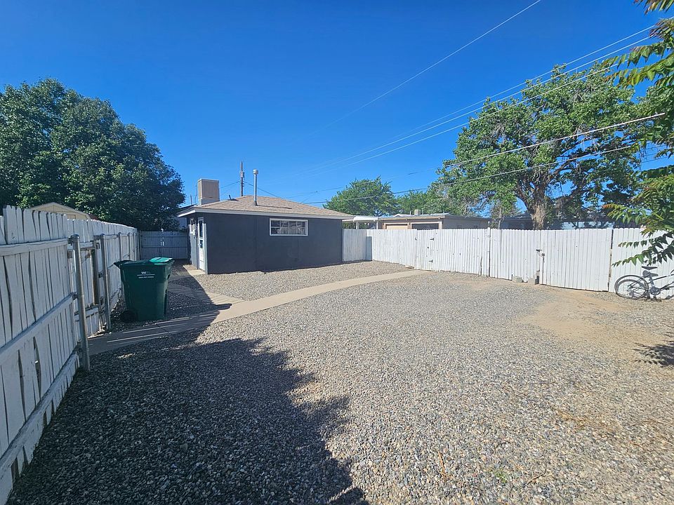 1st image of 1107 N Buena Vista Ave