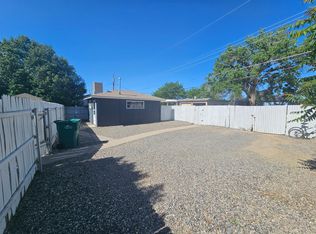 1107 N Buena Vista Ave, Farmington, NM 87401