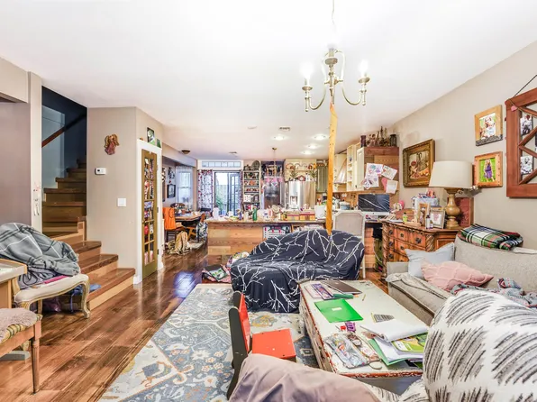 372 5th Street image 24 of 30