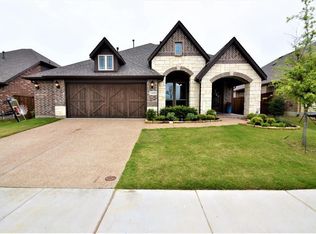 1608 Downing Dr, Savannah, TX 76227