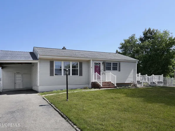 7 Parkview Drive, Hazlet, NJ 07730