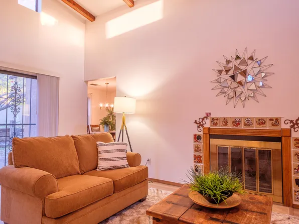 828 Hope Pl NE, Albuquerque, NM 87123