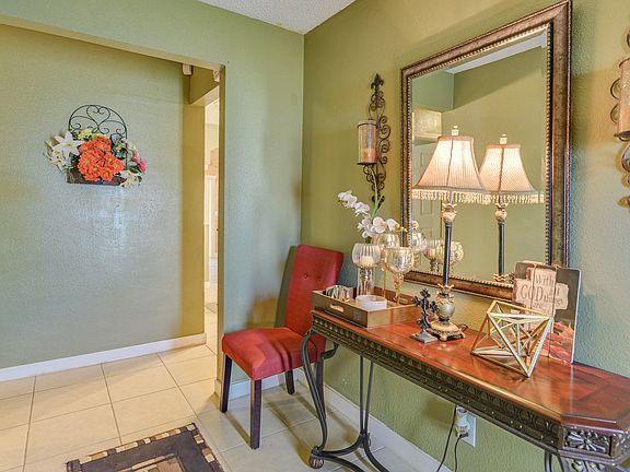4th image of 7046 Belgreen Dr