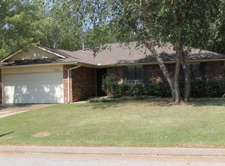 2325 Appleway St, Edmond, OK 73013