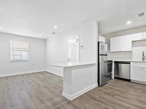 3921 Rawlins, 3921 Rawlins St #1B-1Ba-500Sqft, Dallas, TX 75219