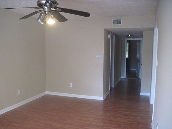 2nd image of 1800 Marietta Dr #A