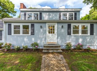 101 Overbrook Dr, Wellesley, MA 02482