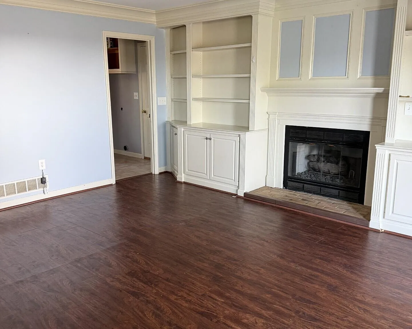 3 bed, 2.5 bath, 2060 sqft, $2,500 — Photo 3