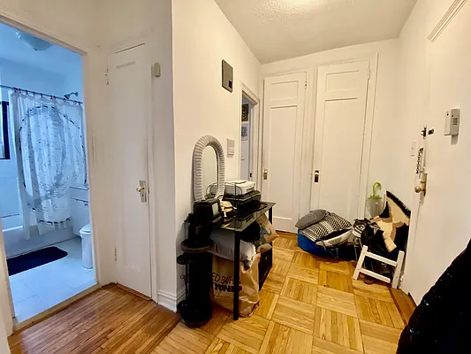 Rented by Lang Realty LLC | media 6