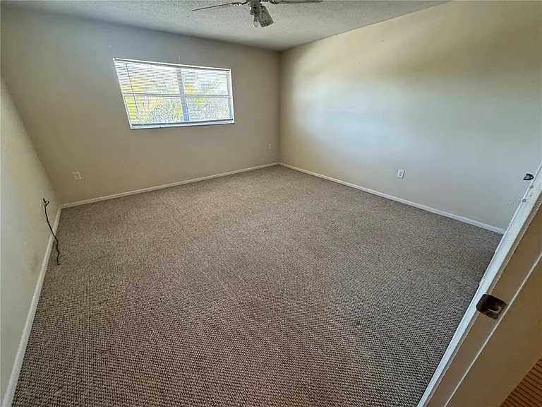 245 Center Rd #211 — Photo 6