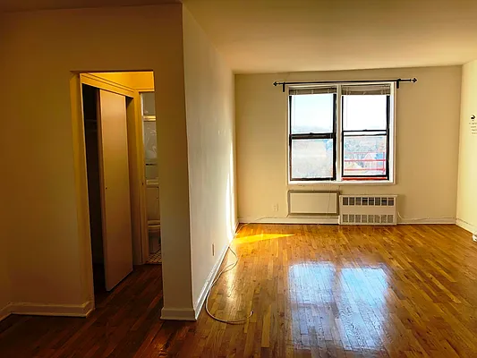 Rented by Prime Realty | media 26