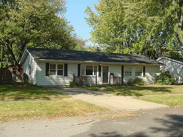 1st image of 1312 S Illinois St