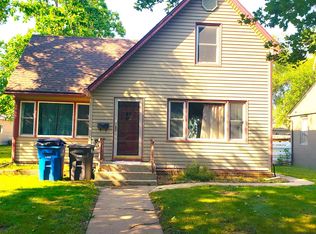 810 W 6th Ave, Mitchell, SD 57301