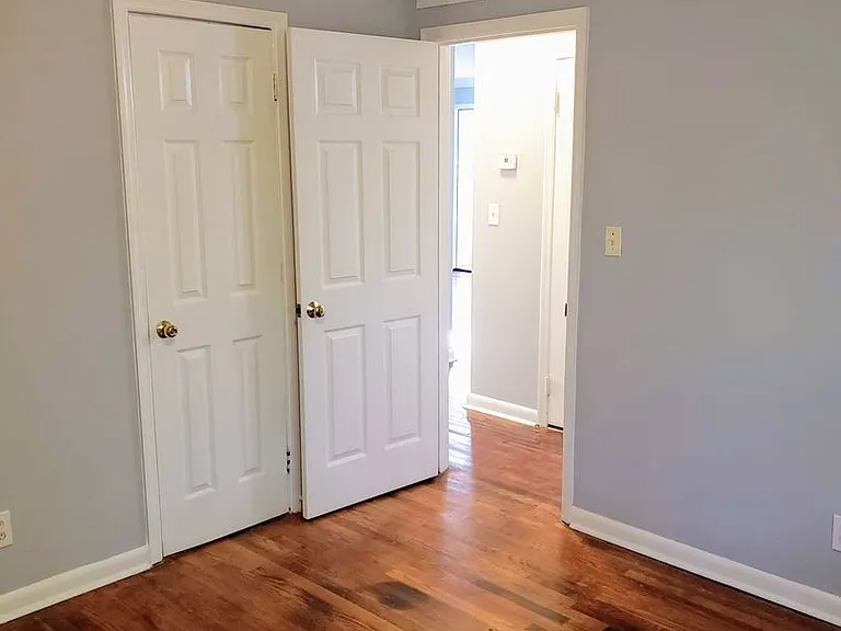 1596 Line Cir — Photo 18