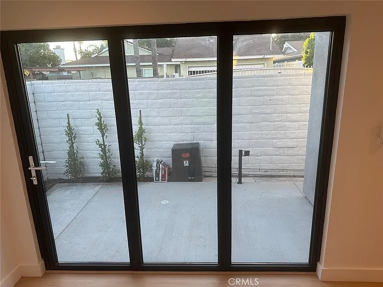 10017 Mason Ave #A — Photo 15