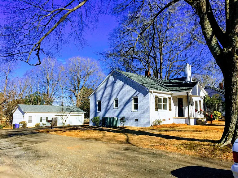361 W Wilson Ave — Photo 1