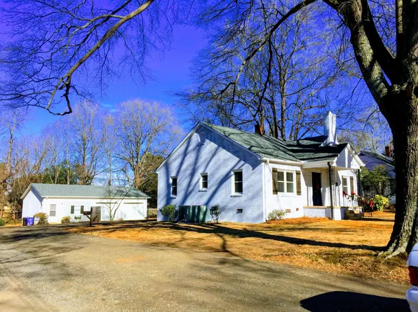 361 W Wilson Ave, Mooresville, NC 28115