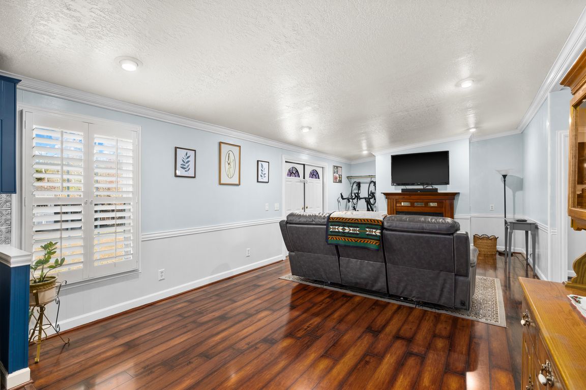 next background image